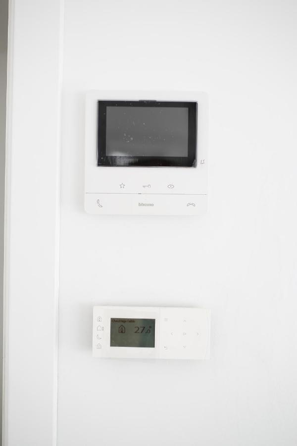 Non Smoking Penthouse Ll Erasme Apartment Brussels Exterior photo